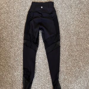 LULULEMON- Black Mesh 7/8 Leggings
